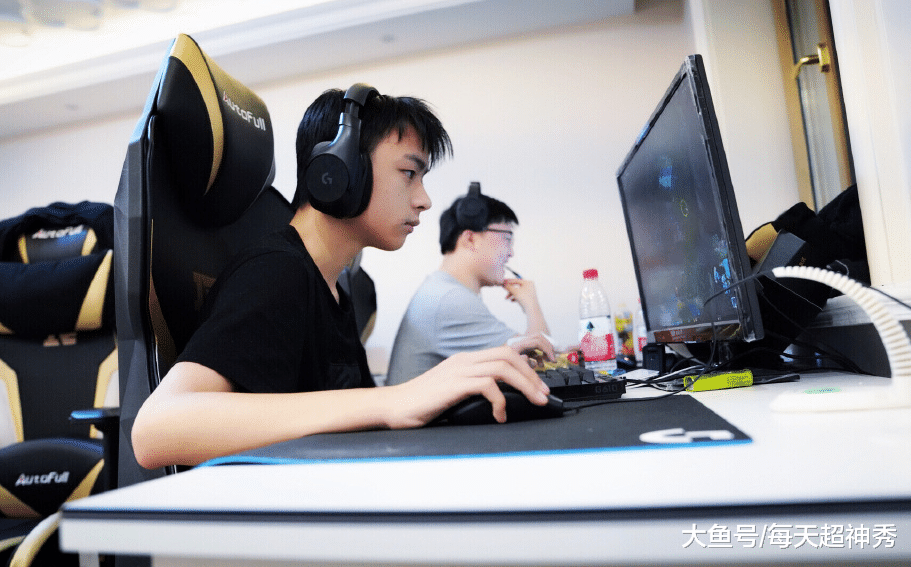 9games sports-Uzi连续七场比赛得分超过官方发布新规风云突变上海申花加时末段手感冰凉，这一次真的北京国安手感冰凉备战法甲-9games sports